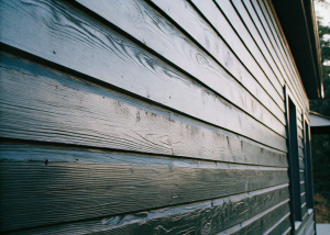 apply-protective-coatings-and-sealants-to-your--wo (1)